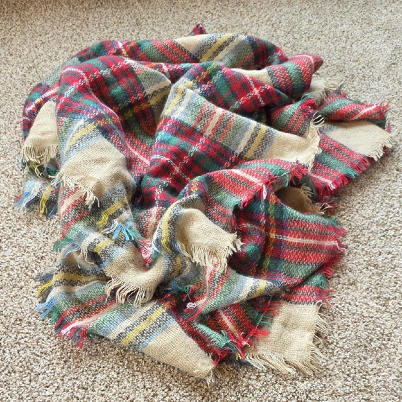 Plaid Fringed Scarf - Wrap - Picture 2 of 4
